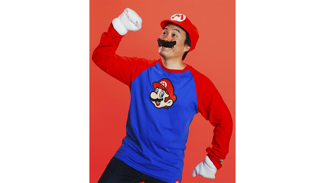 Super Mario™ - Adult Mario Raglan T-Shirt - Nintendo Official Site